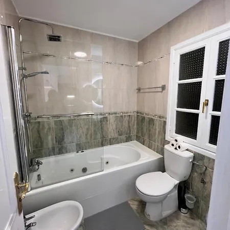 Bright And Quiet Windsor Park Apartman *